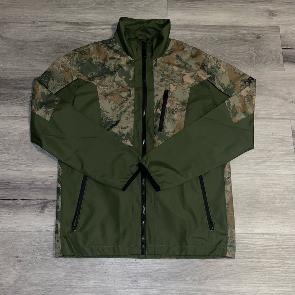 Jack and Jones Core Men's Large Green/Camo Full Zip-Up Light Track Jacket